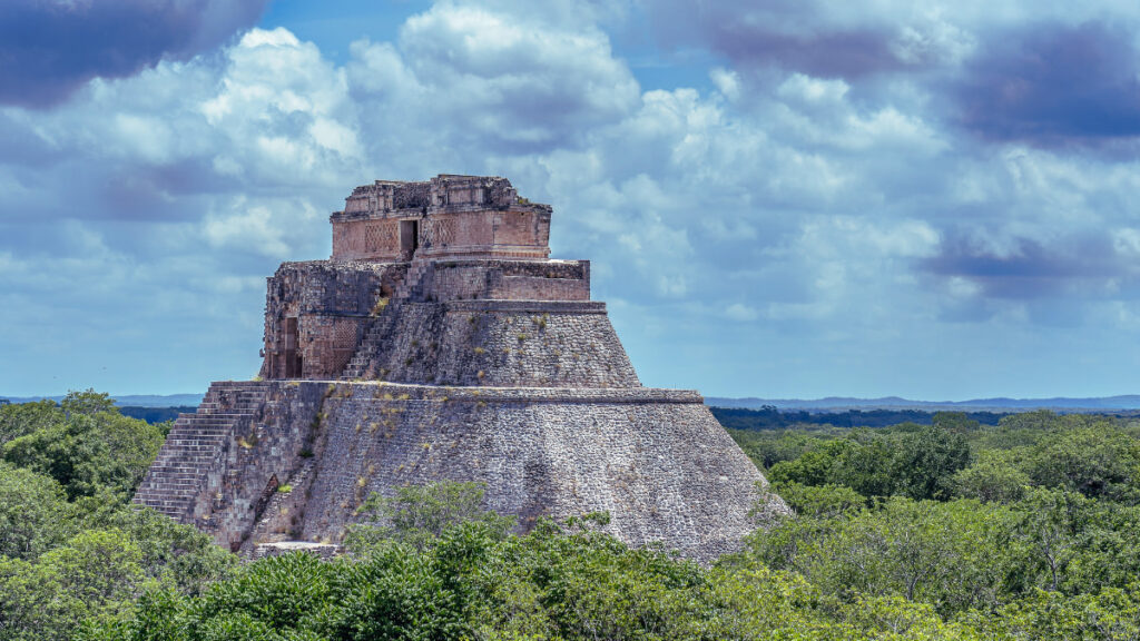 Why the Maya Built Their Cities in the Jungle: Ancient Urban Choices Explained